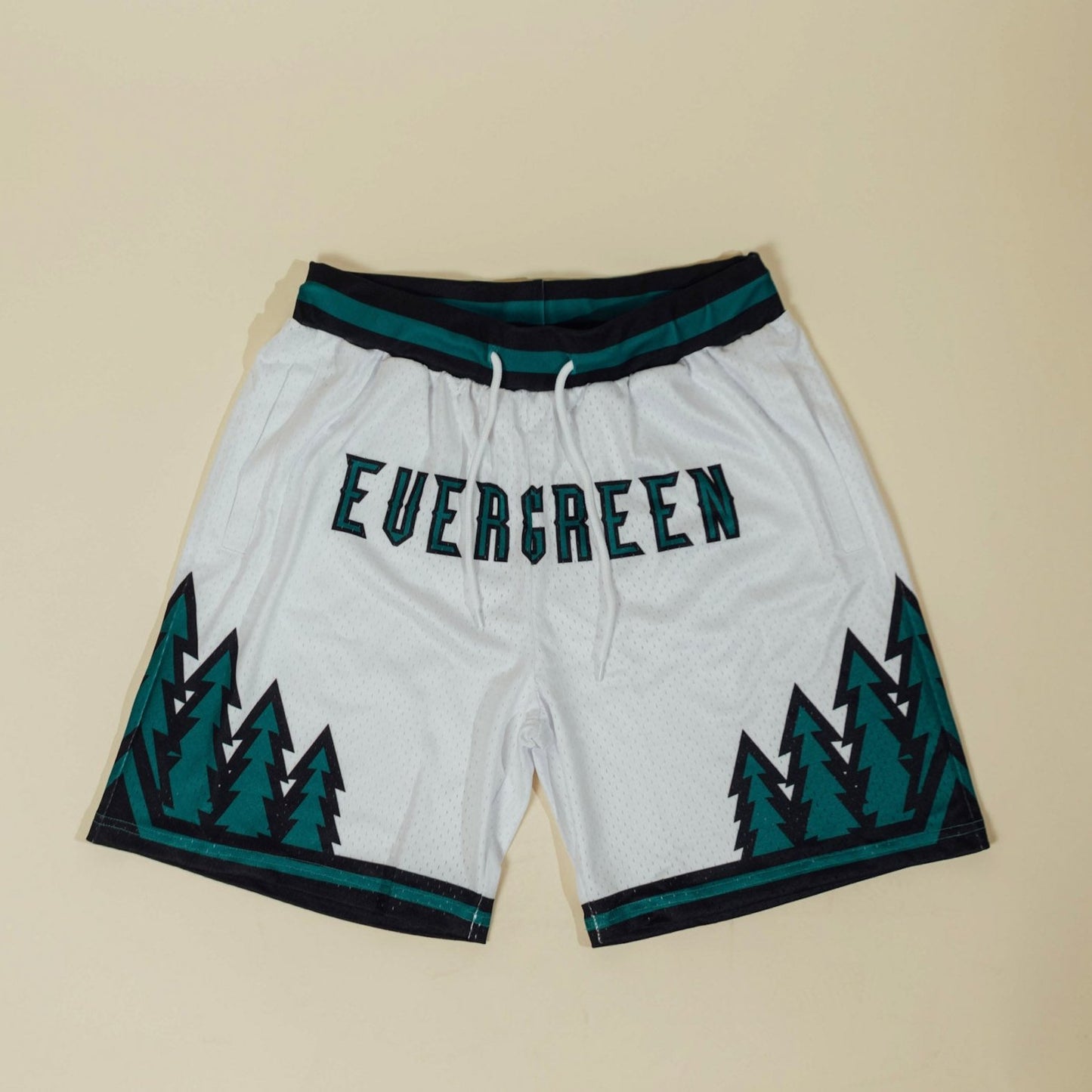 EVERGREEN SHORTS